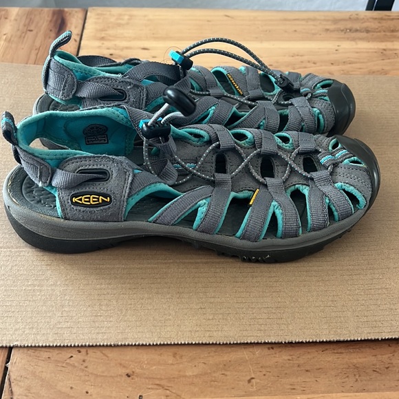 KEEN Whisper Sandal size 7 - Picture 2 of 10